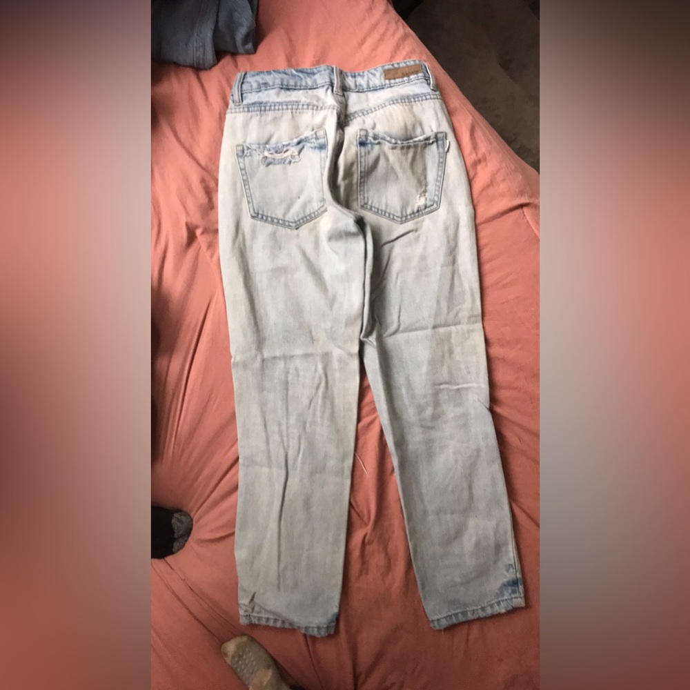 Garage mom jeans cropped